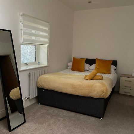 City Centre 1 Bed Sleeps 4 H5 Кингстон-апон-Халл Экстерьер фото